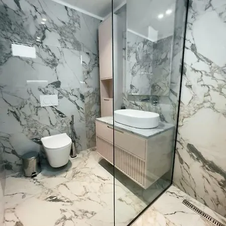 Palmera Vip * Saranda